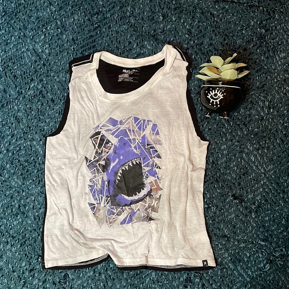 Shark muscle tee